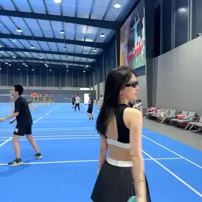 白英伟